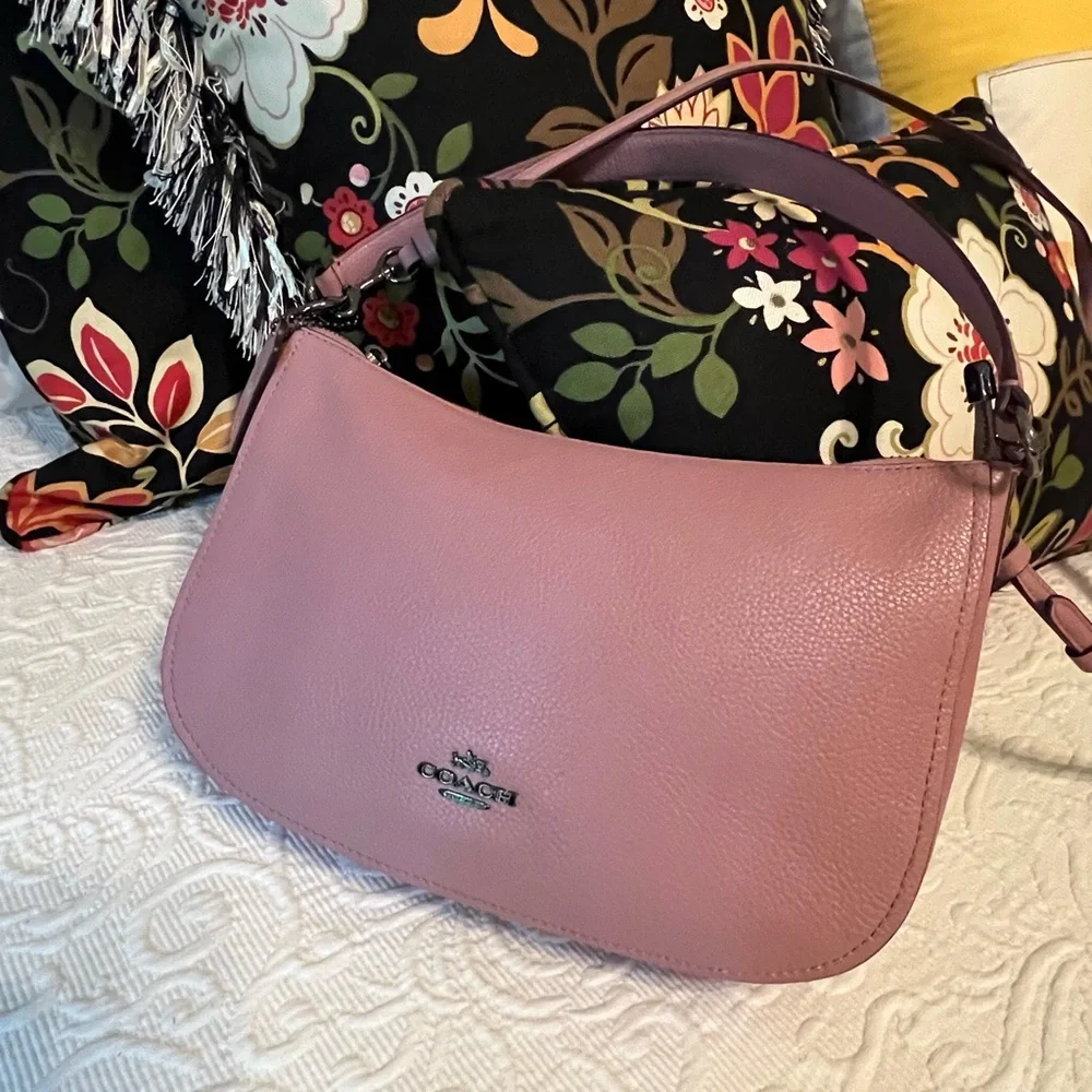Authentic Coach leather crossbody-handbag - Picture 1 of 10